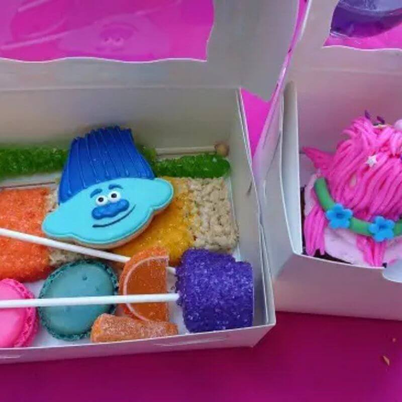 trolls themed cookies and cake pops