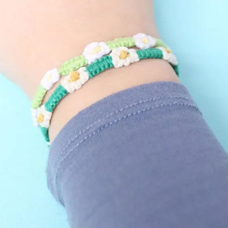 flower friendship bracelets